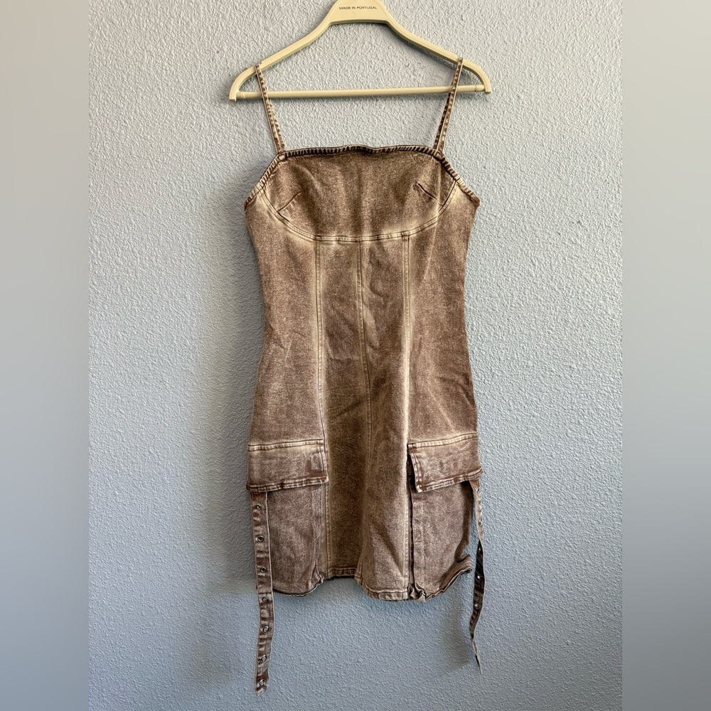 Cherie Los Angeles Cargo Mini Dress Size‎ Large EUC